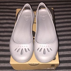 Crocs Women’s Shoes; Sz. 7/Silver